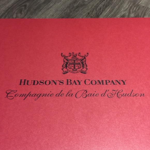 New Large Hudson’s Bay box - Picture 11 of 11